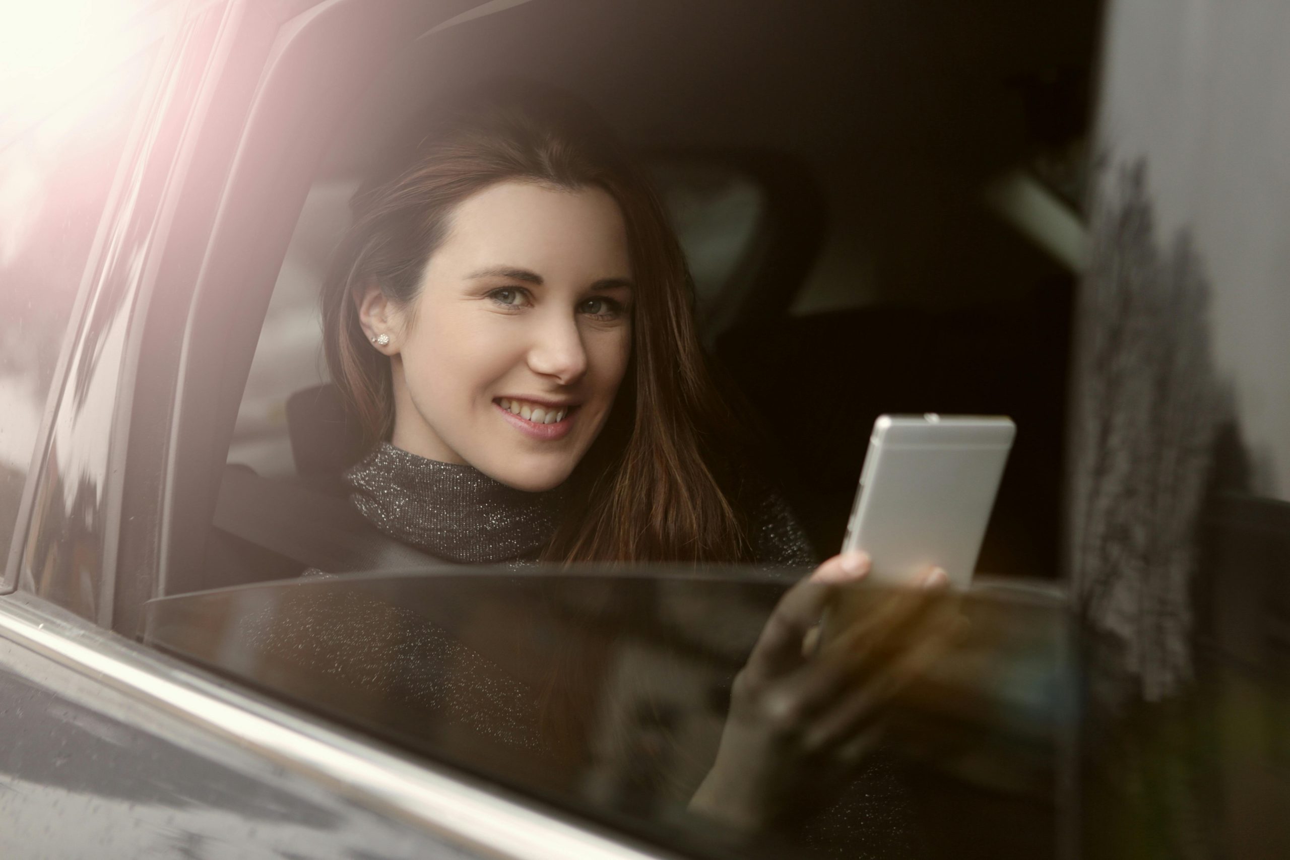 Car Lift vs Uber UAE 2026: Which Is Really Cheaper for Commuters?