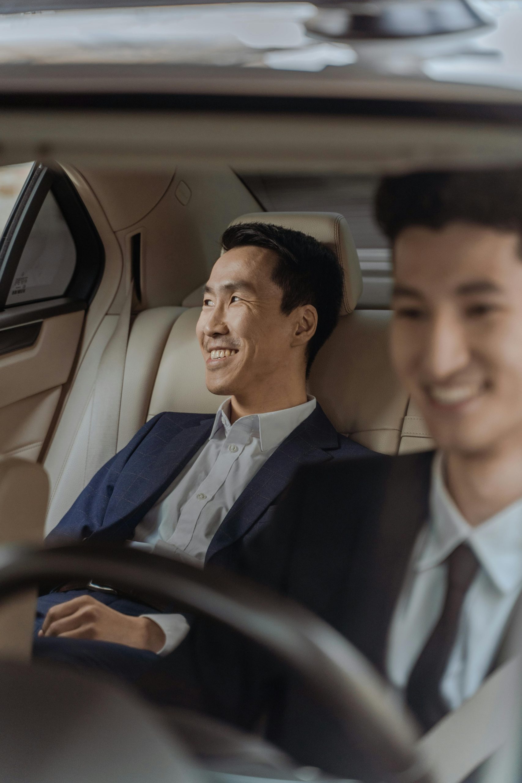 Carlift vs Taxi vs Metro in UAE: Which Is Cheapest for Daily Commuters in 2026?