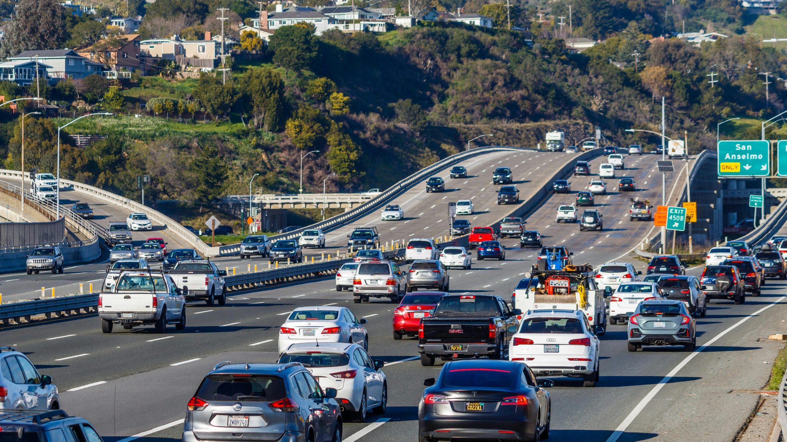 Cheap Carlift Sharjah to Dubai: How to Save AED 500+ Every Month on Your Commute